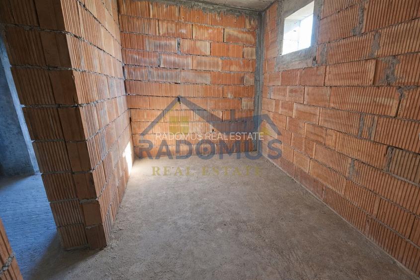 Proiect rezidențial–Ploiești-7 Apartamente - Zona parcare-Loc de Joacă - 10