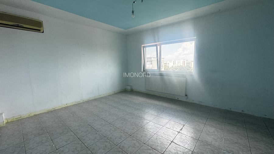Vânzare apartament de 3 camere Brancoveanu - 2