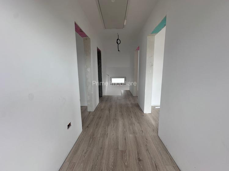 Casa Individuală 138 mp| teren 400 mp| zona Orizont - 12