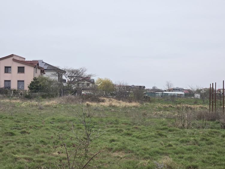 Teren de vanzare in Constanta zona Km 5 Veterani