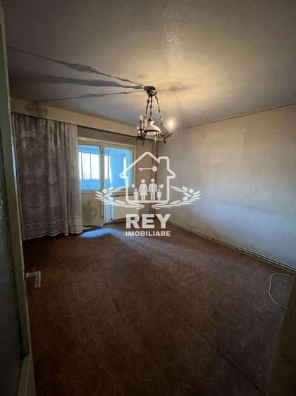 Apartament 4 camere decomandate 4 balcoane etaj 1 Str. Bâlea/Sibiu