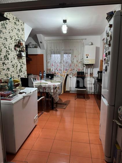 Apartament 4 camere decomandat, complet mobilat | 92 mp | Etaj 4/4 |
