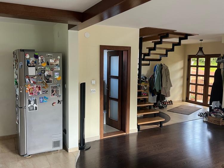 CASA DEOSEBITĂ TARLUNGENI