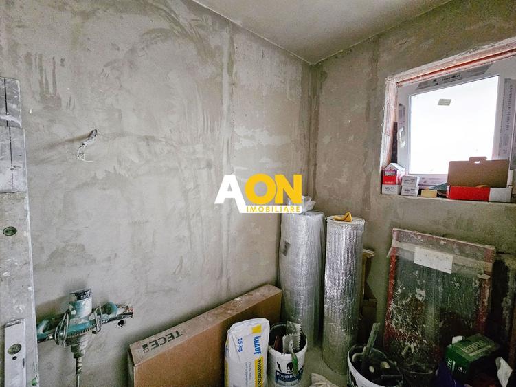 Casa semifinisata, 4 camere, 3 bai, 339 mp teren, zona Valea Popii