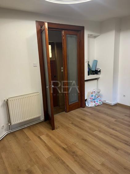 Apartament 5 camere în Vilă – Calea Călărașilor, 110mp, Ideal Sediu Firmă sau Ca