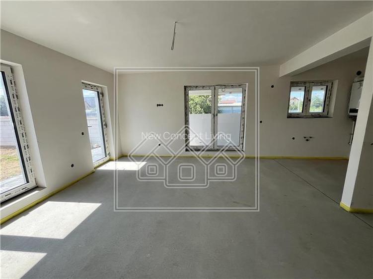 Casa de vanzare in Sibiu - 4 camere - 3 bai - teren 600 mp - 18