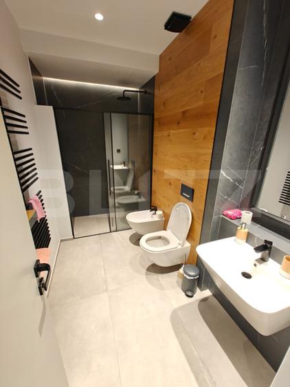 Apartament modern | Complet mobilat | Loc de parcare privat