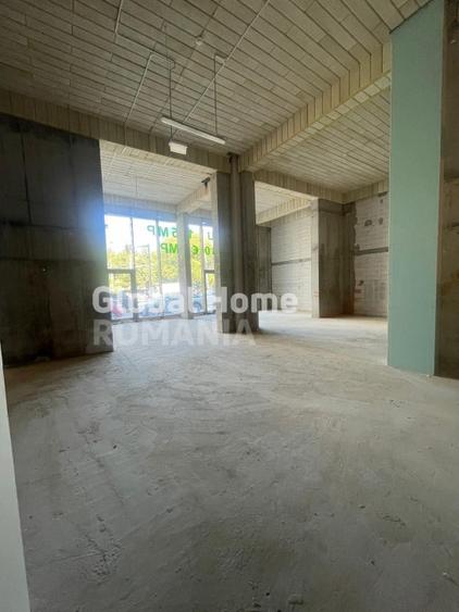 Blevedere Gallery - Fabrica De Glucoza | Spatiu Comercial - Vitrina 7,5ML