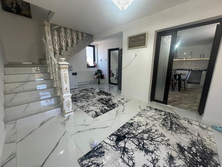 Casa Individuală 5 camere, 210 mp utili| teren 451 mp| zona Cugir