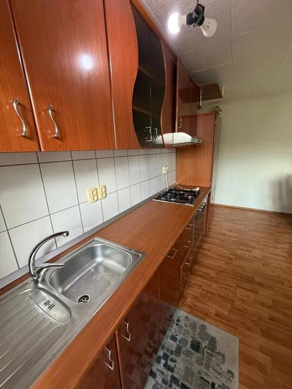 Apartament 3 camere, 49 mp, parcare, Bulevardul București