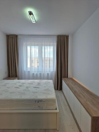 Inchiriez apartament cu 2 camere