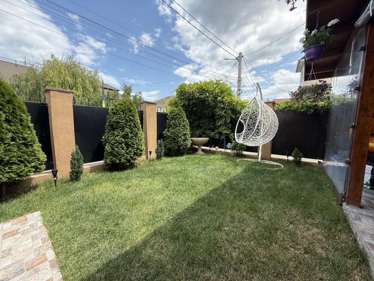 Casa P+M cocheta de vanzare in Ovidiu Sud - Zona Excelenta