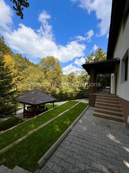 Vila de Vânzare în Cheia, Prahova - Relaxare și Confort într-un Cadru Natural de - 9