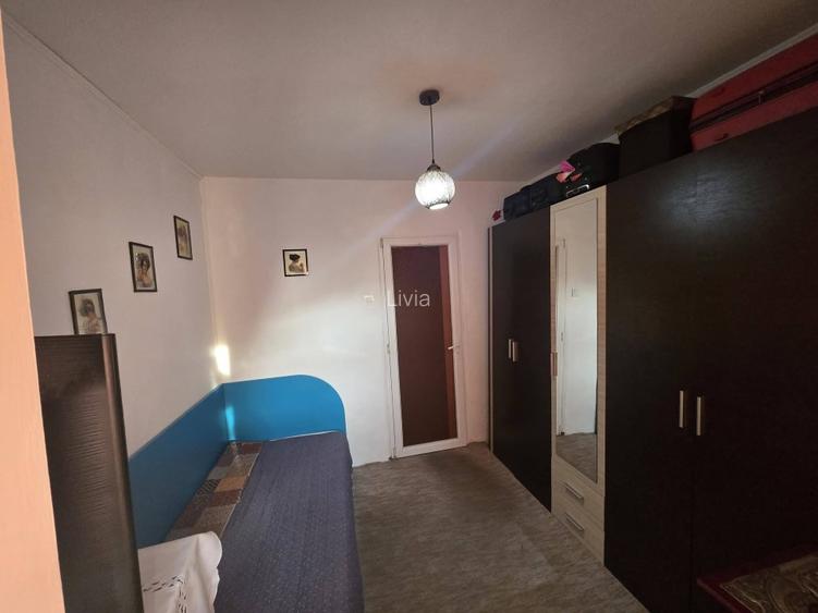 APARTAMENT 4 CAMERE, DECOMANDAT, 2/4, INEL 2 - 9