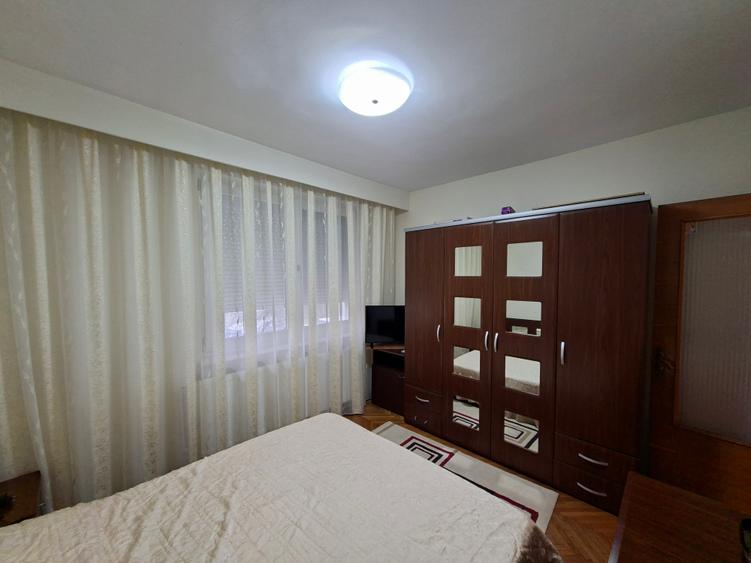 Apartament 3 camere de inchiriat