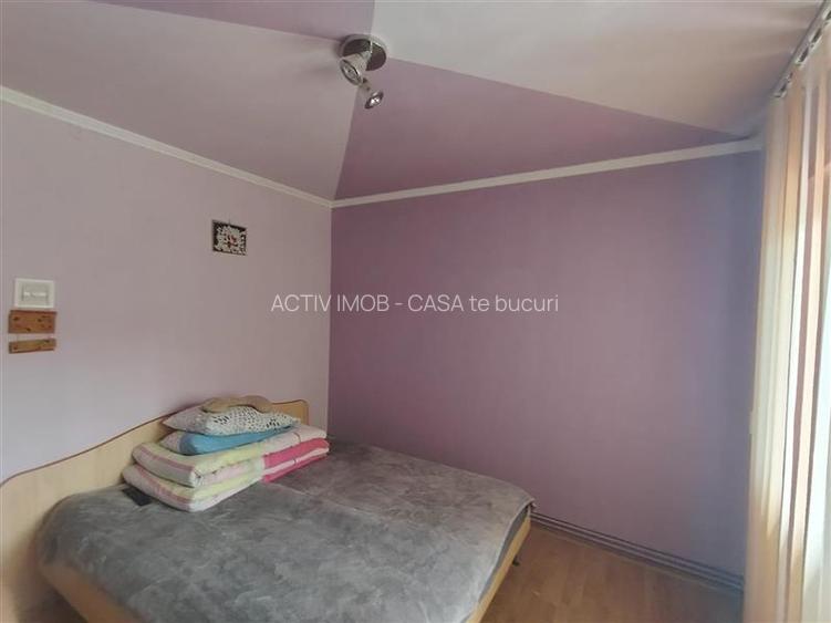 Caransebes, 4 Cam., Dec., Et.2, Zona Pipirig - 2