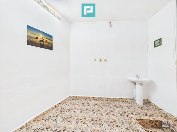 Spațiu comercial central, în Sântana - Arad