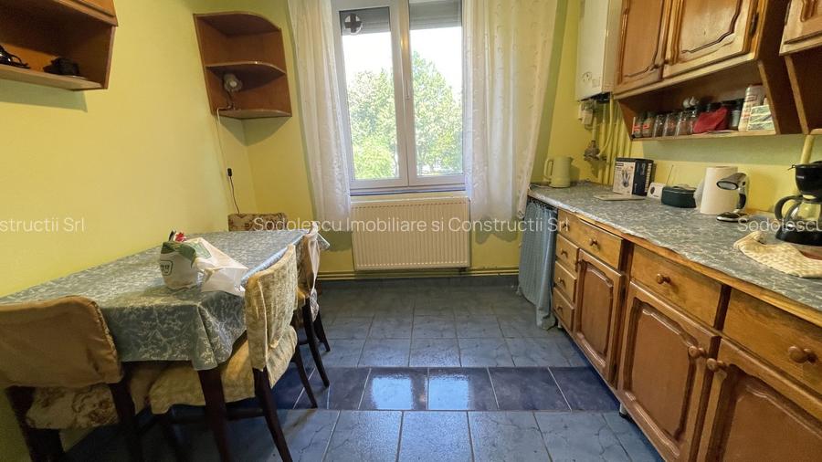 Apartament cu 2 camere in bloc de cărămidă , etajul 1 - 15
