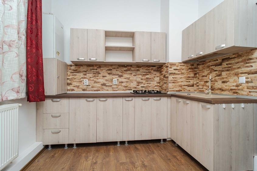 Apartament de inchiriat 2 camere decomandat zona Centru