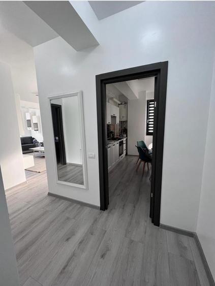INEL II PRIMO 2 CAMERE BLOC NOU LOC PARCARE REZERVAT 600 EURO TERMEN LUNG