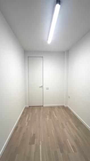 Birou sau Locuinta: Studio Versatil Lux „First Rent” în Inima Ploieștiului