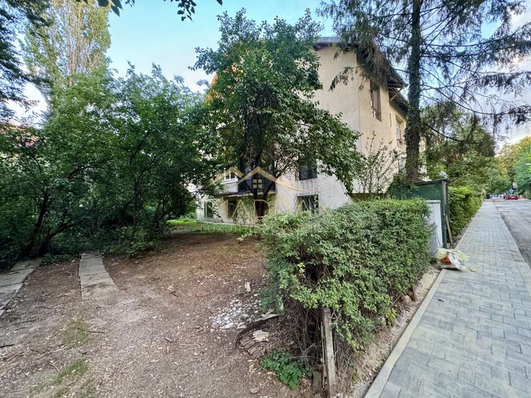 Teren intravilan 438 mp | PUD avizat S+P+2E | Floreasca