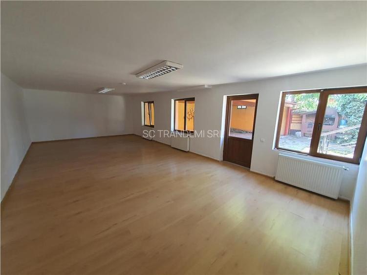 Vilă Spațioasă D+P+1 zona Terezian optima locuinta / sediu firma - 17