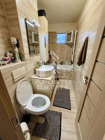Apartament 3 camere de vanzare, etaj 3, zona Girocului, Timisoara