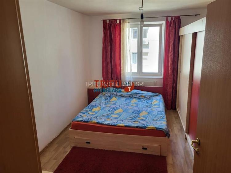 Apartament 3 camere de inchiriat etaj intermediar - 8
