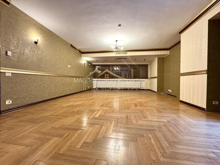 Vila centrala cu 13 camere *460mpu* + garaj // Dorobanți - 2