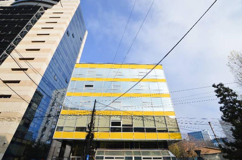Romanitza Center, Victoriei, 200 - 800 mp 0% comision!