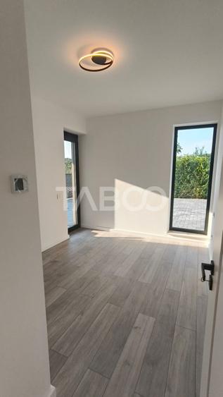 Casa noua de lux model deosebit de vanzare in Sebes