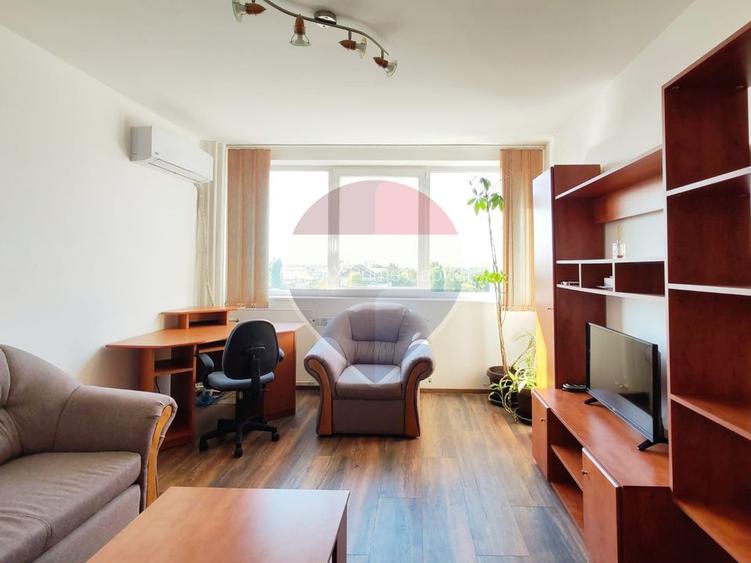 De închiriat apartament 2 camere și loc de parcare - Splaiul Crișanei - 10
