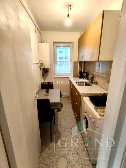 2 camere decomandate | Etaj 6/10 | Balcon | Centrală proprie | Clăbucet,Mănăștur