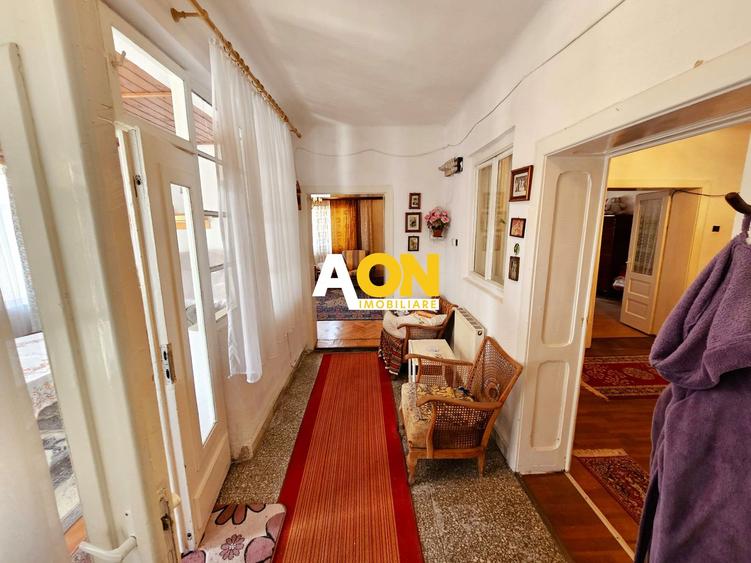 Casa 6 camere, garaj dublu, 1118 mp teren, ultracentral