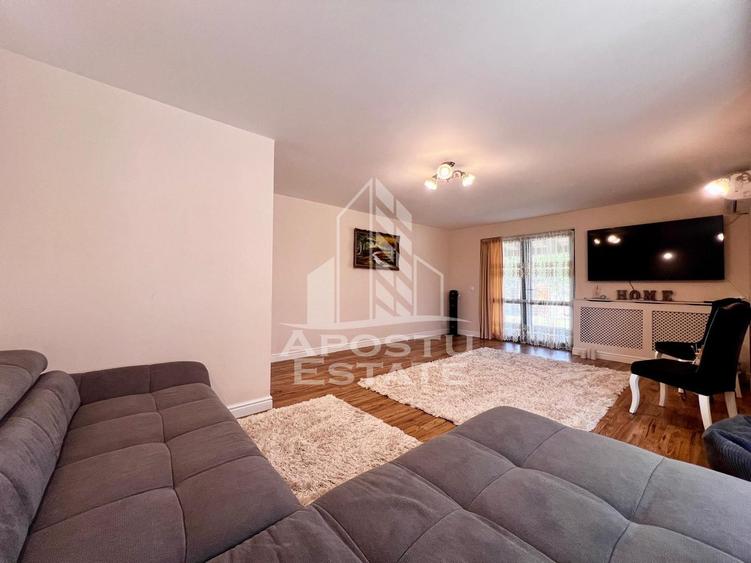 Casa 4 camere de vanzare, 2 bai, teren 535 Mp, Mosnita Noua