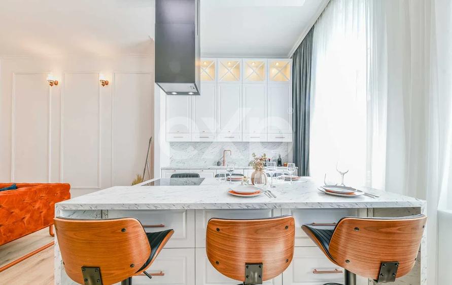 Apartament cu 3 camere | Ultracentral | Parcare in curte
