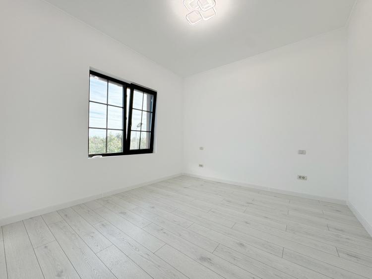 Casa P+1, 5 camere, 130 mp utili + 25mp terasa + 250 mp teren - Giroc