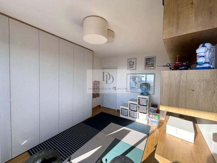 Apartament deosebit cu 4 camere | Terasă spectaculoasă | Bună Ziua