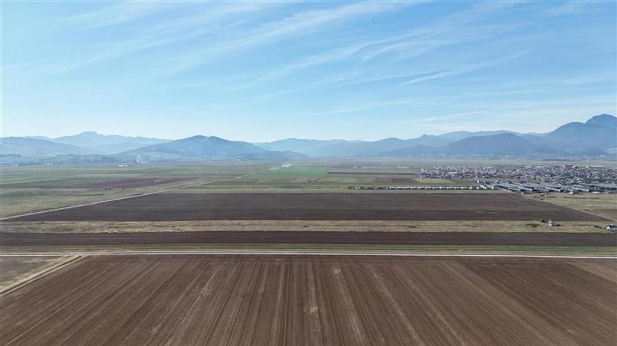 Investitia ideala - 92.700 mp - Teren cu potential major-Izvor, Brasov