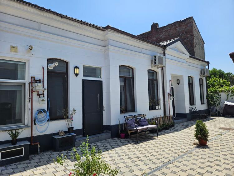 Apartament 2 camere mansardat Calea Calarasilor cu gradina A10