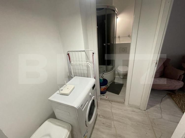 Apartament 4 camere, 80,60 mp, zona Sara