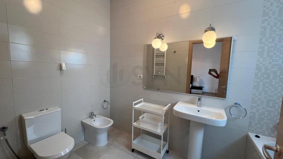 REA1021009 Apartament 3 camere l Barbu Văcărescu l decomandat