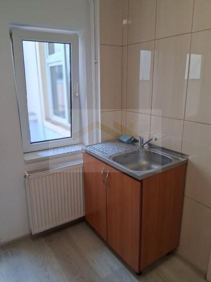 Vilă D+P+M | Tineretului | 145 mp | Curte 132 mp | 5 locuri de parcare