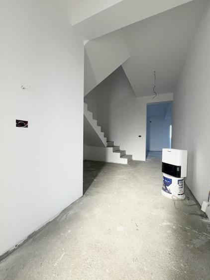Duplex, 130mp utili, 250mp teren, 4 Camere, Constructie Noua -Giarmata
