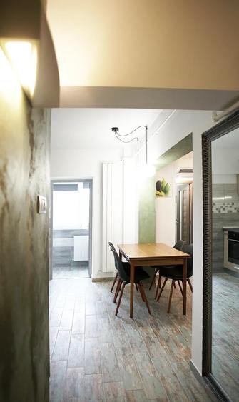 Apartament 3 camere, DECOMANDAT, zona Centru-Palas Mall