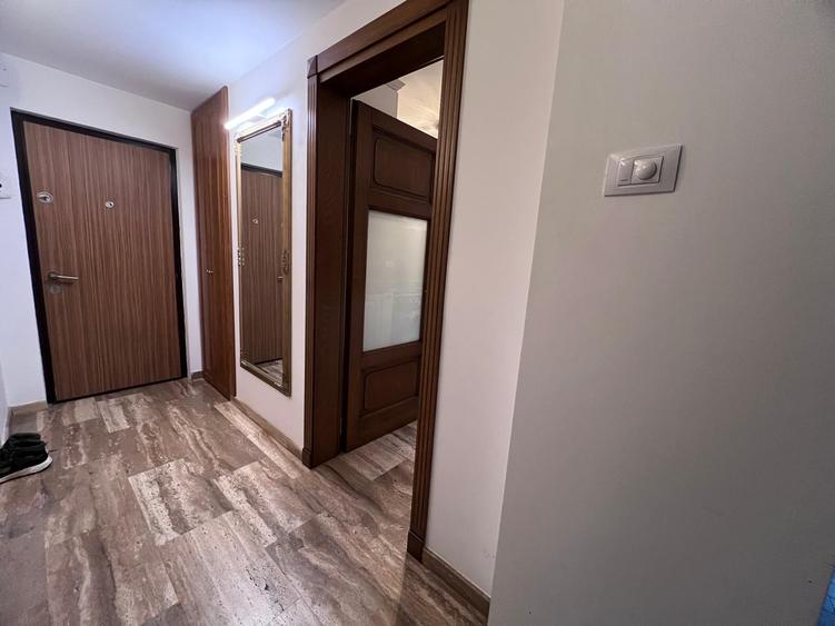 Apartament 2 camere,decomandat, zona Lido-Casa de pensii