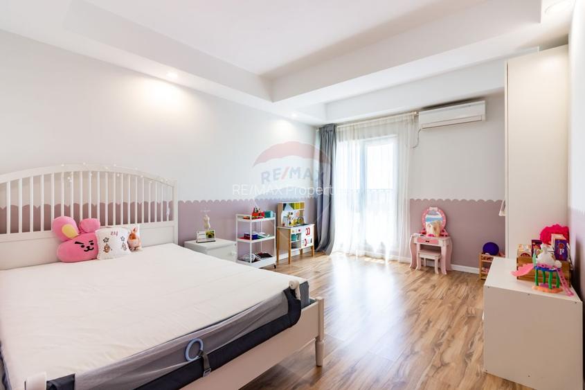 Apartament cu 4 camere de vanzare in Cosmopolis, parcare, terasa 50 mp - 12