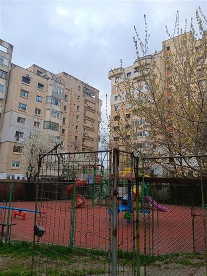 Apartament 4 camere Gara - Silvestru