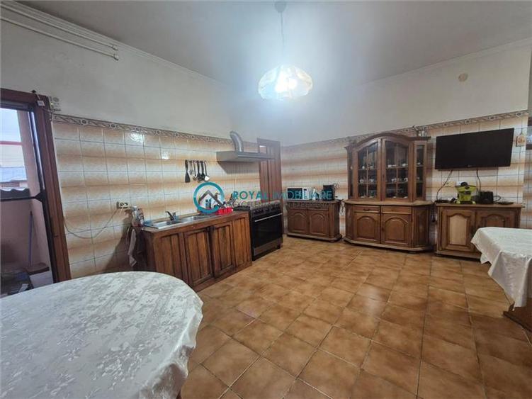 Royal Imobiliare - Vanzare Casa Zona Lupeni